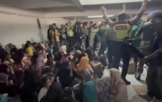 Viral Aksi Joget Mahasiswa...