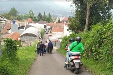 Jalur Ekstrem, Kendaraan...