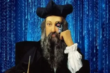 Begini Ramalan Nostradamus...