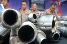 Siap-Siap, Motor Knalpot...