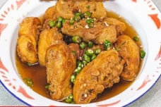 Resep Gohyong Ayam yang...