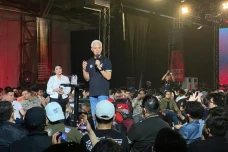 Anak Desa Jadi Calon...