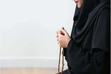 Hadis-hadis tentang...