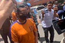 Istri Sewa Pembunuh...