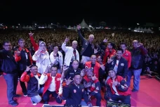 Ganjar Disambut Puluhan...