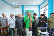 Ikuti Hati Nurani, Pengurus...
