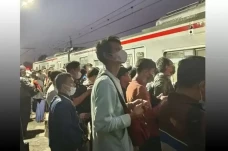 KRL Tanah Abang-Rangkasbitung...