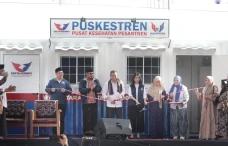 Resmikan Puskestren,...