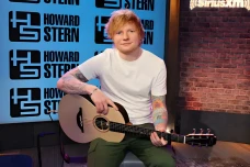 Konser Ed Sheeran di...