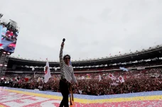 Konser Salam Metal Usai,...