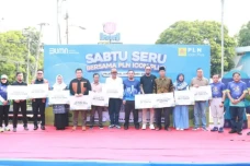 10 Sekolah di Sumatera...