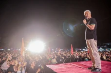 Pesta Rakyat di Klaten,...