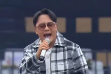 Danang Lantang Teriakkan...