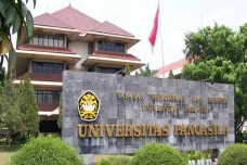 Rektor Akan Diperiksa...