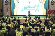 JK: Muktamar VIII Baru...
