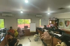 Viral Bullying 2 Gadis...