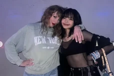 Lisa BLACKPINK Pamer...