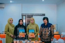 Ketua TP PKK Provinsi...