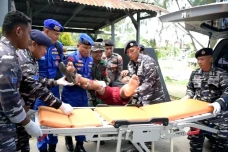 TNI AL Beri Pelatihan...