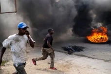 Gangster Kuasai Haiti:...