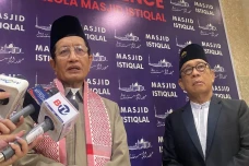 Sambut Bulan Puasa,...