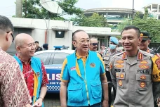 Masyarakat Tionghoa...