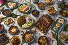 Tradisi Berbuka dengan...