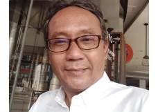 G Sidharta, Nilai Jawa,...