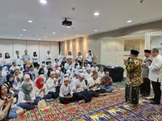 Berbagi Berkah Ramadan,...