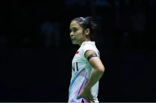 Kalah 3 Gim, Gregoria...