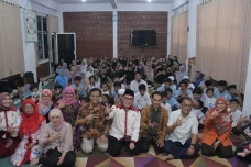 Himpunan Alumni Sekolah...
