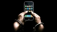 iPhone Keluarga Pasien...