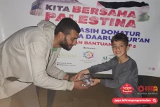 Krisis Kelaparan di...
