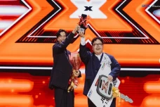 Selamat! Peter Holly...