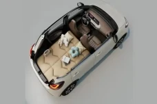 4 Fitur Unik Mobil Listrik...