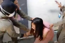 Modus Bercinta Siang...