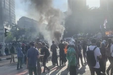 Kawal Sidang Sengketa...