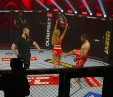 Petarung MMA asal Iran...