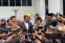 Hadiri Penetapan Presiden...