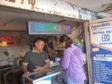 Disukai Anak Muda, Transaksi...