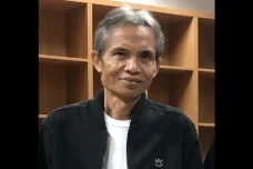 Sastrawan Joko Pinurbo...