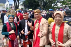 Hari Tari se-Dunia,...