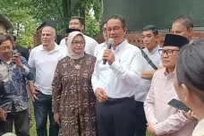Surya Paloh Tak Hadiri...