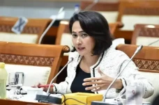 Luhut Pandjaitan Tawarkan...