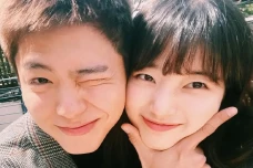 Bae Suzy dan Park Bo...