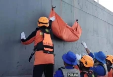 Geger Nelayan Surabaya...