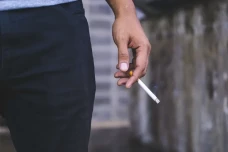 5 Cara Rokok Merusak...