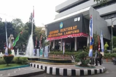 12 PTN Luar Jawa Akreditasi...