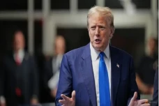 Donald Trump Samakan...