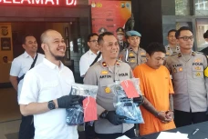 Alasan Pria Ini Nekat...
